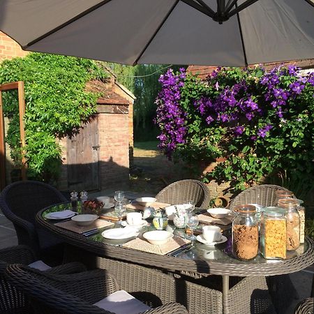 Lime Trees Farm Bed & Breakfast Bicester Dış mekan fotoğraf